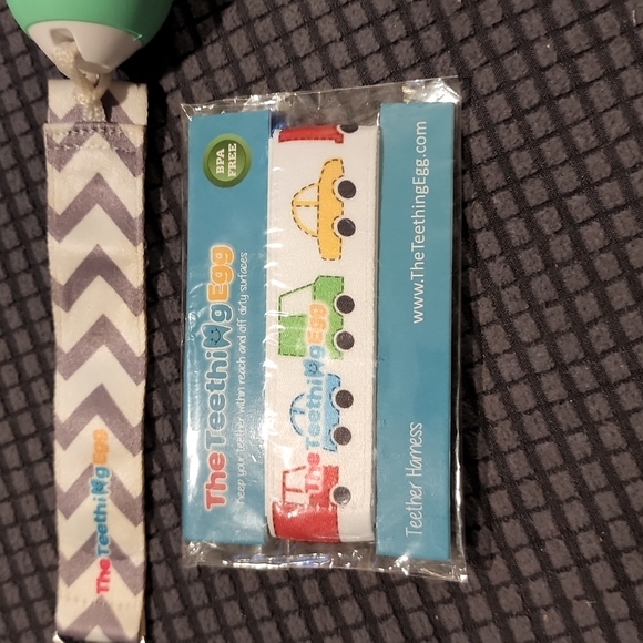 NWOT Teething Egg with extra Teether Harness - Picture 5 of 5
